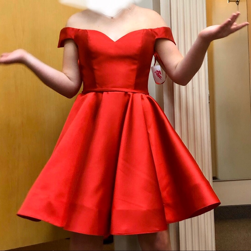 red short prom dress ❤️